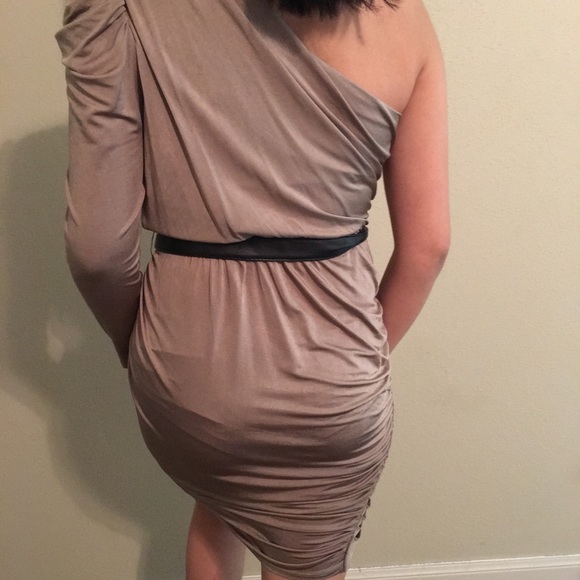 Bebe Dress - Picture 2 of 4